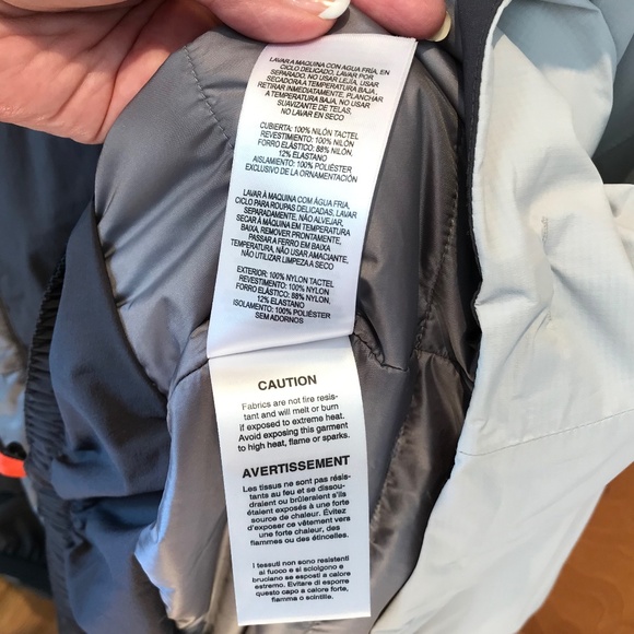 MOUNTAIN HARDWEAR SNOWBOARDING / SKI JACKET - Picture 10 of 14